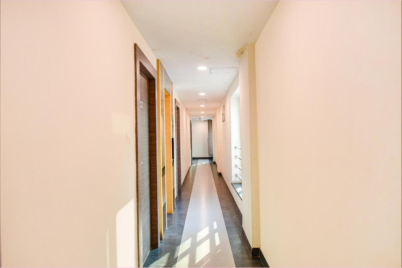 Fabhotel Kzar Select - 2Km From Park Street Колката Екстер'єр фото