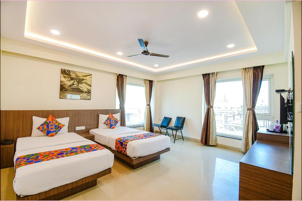 Fabhotel Kzar Select - 2Km From Park Street Колката Екстер'єр фото